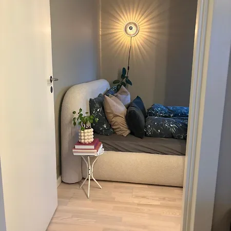 Calm And Moderen Close To Center Lejlighed