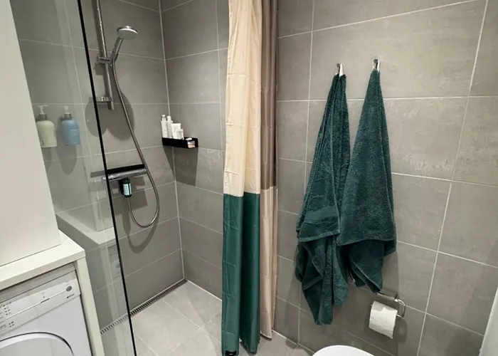 Lejlighed Calm And Moderen Close To Center